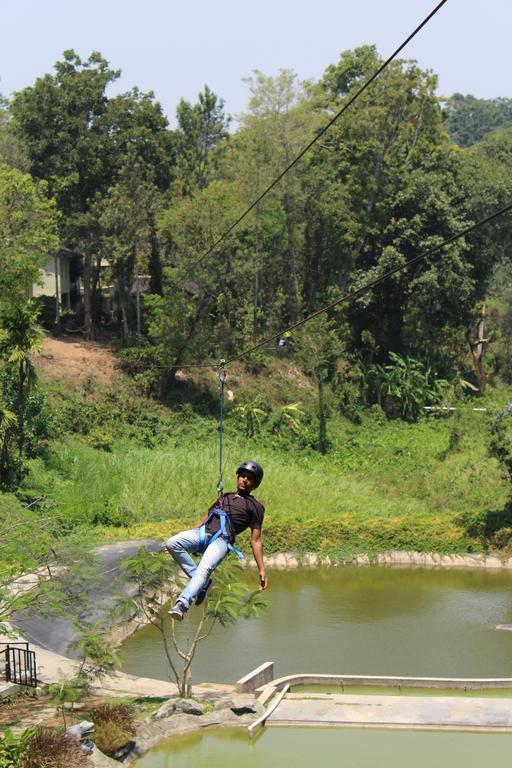 The Windflower Resort & Spa, Coorg Suntikoppa Ngoại thất bức ảnh